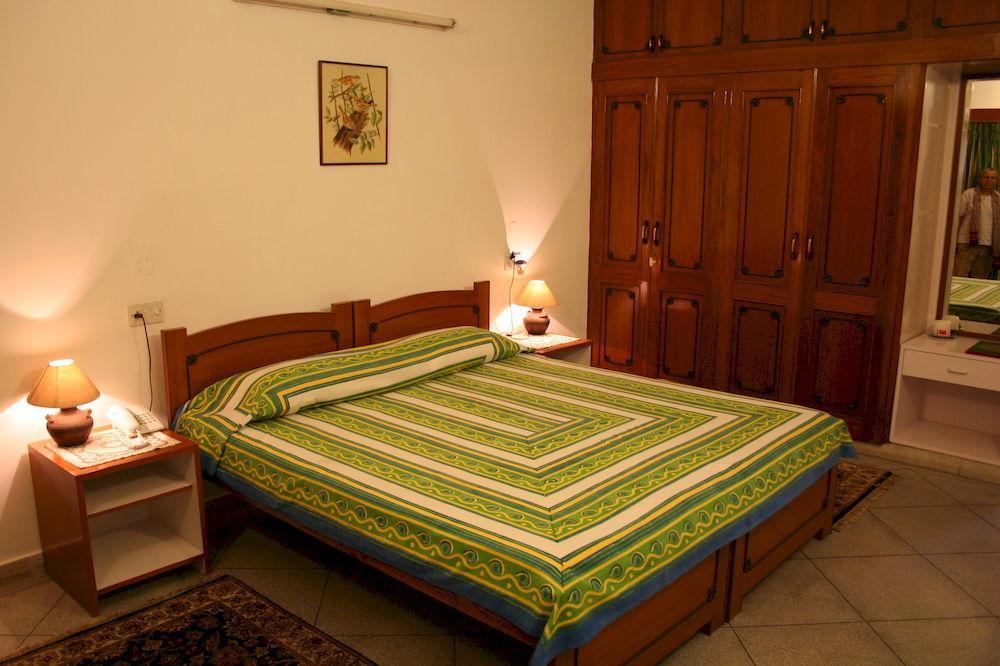 Giri Homestay By Vista Rooms Jaipur Exterior photo